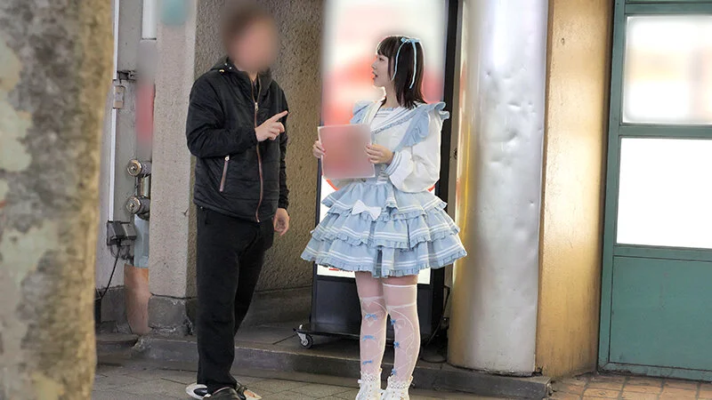 INSTV-736 gallery image 2