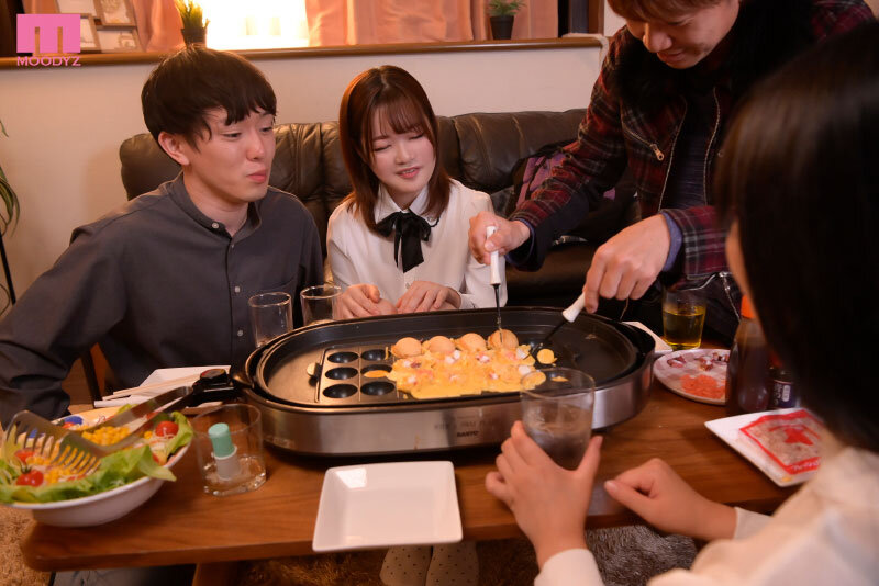 MIAA-879 gallery image 1