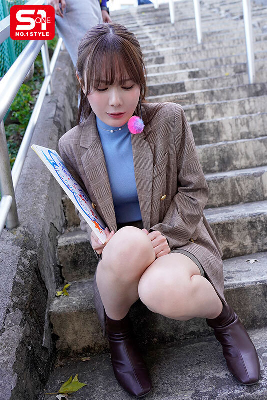 SONE-738 gallery image 6