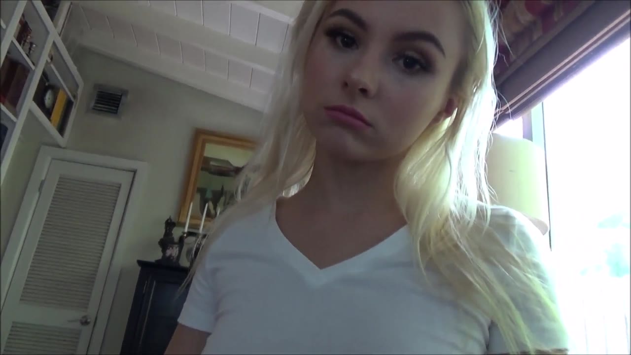 Wife Aria Banks Takes a Big Facial gallery image 1
