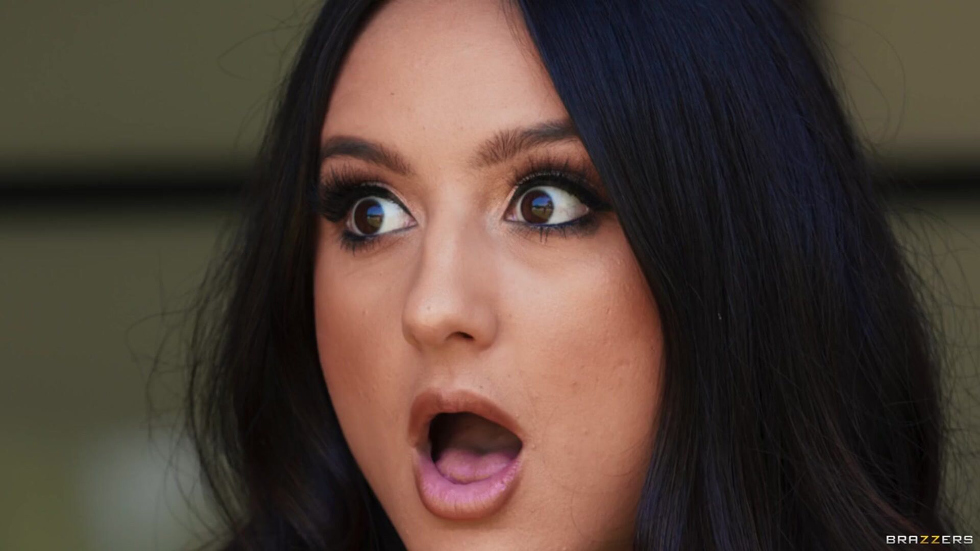 Eliza Ibarra and Queenie Sateen Compete for the New Neighbor's Cock gallery image 2