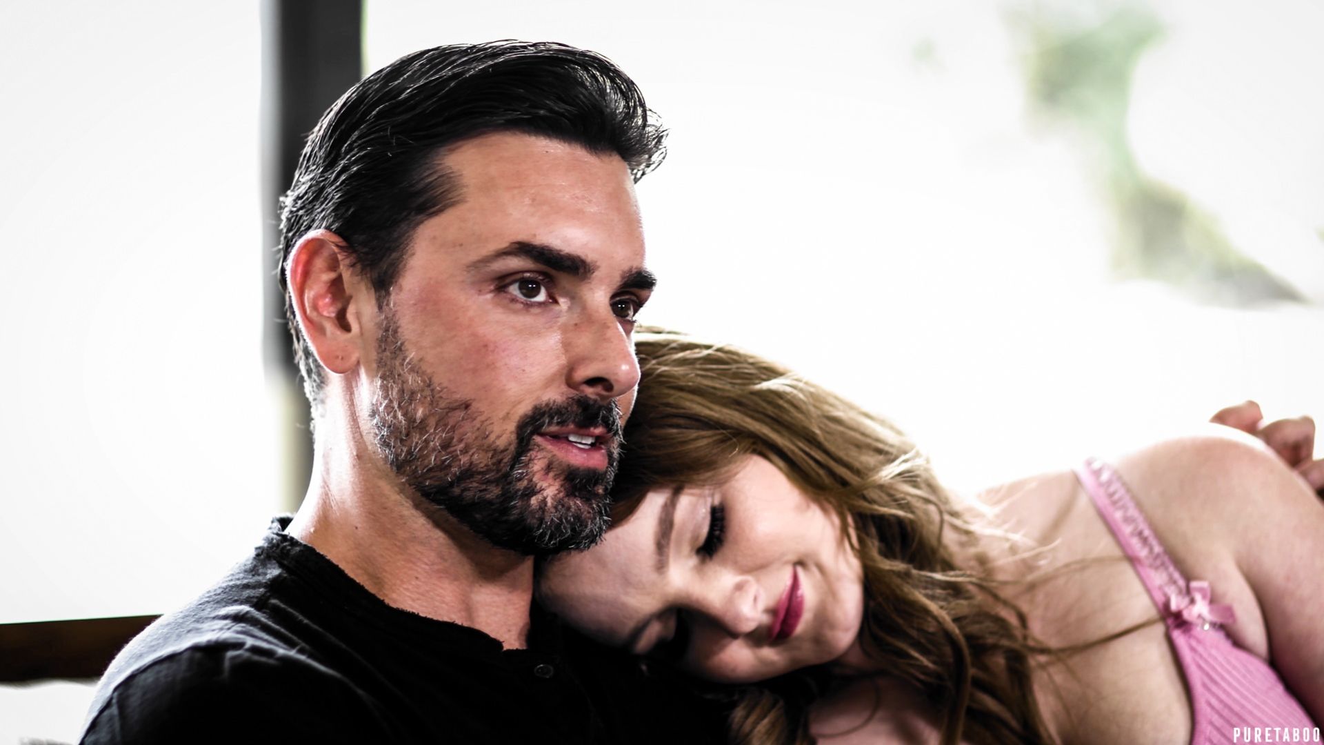 Eliza Eves Lets Her Stepdad Cheer Her Up gallery image 4