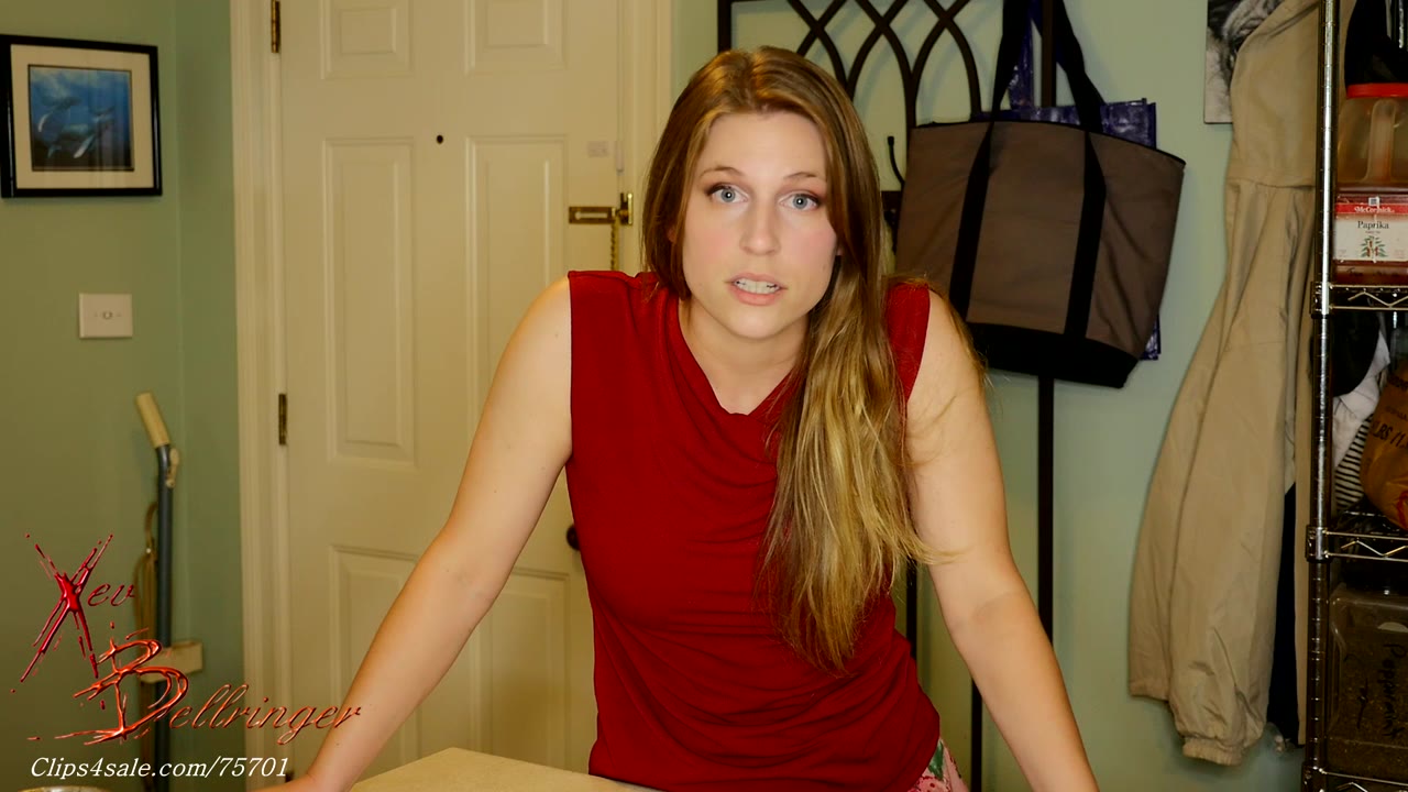 Stepmom Xev Bellringer Strips and Teases You gallery image 3