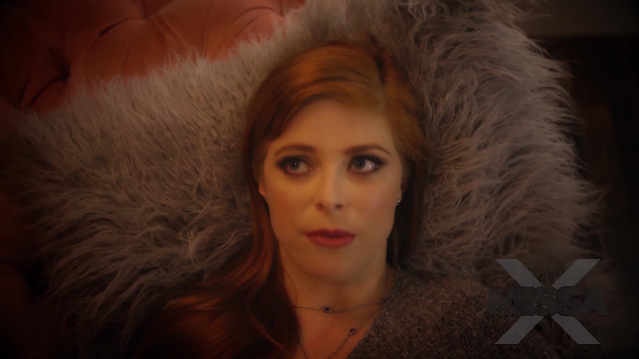 Penny Pax Takes It in the Ass gallery image 3