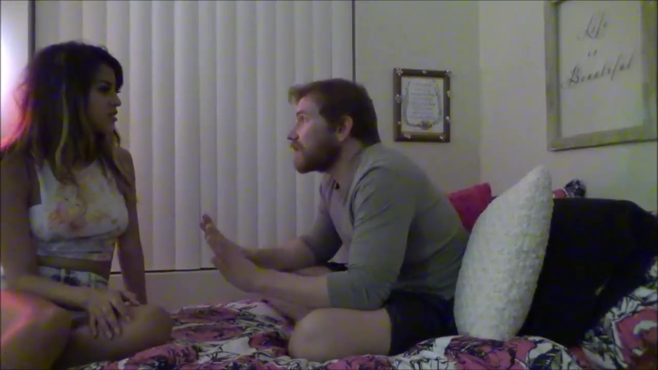 Stepsister Sophia Leone Sucks Her Stepbrother Off for a Facial gallery image 1