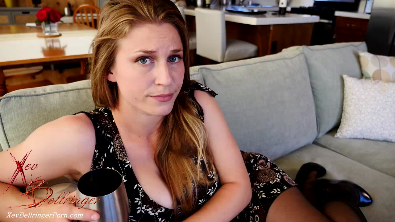 Xev Bellringer Gives a Sensual Footjob gallery image 1