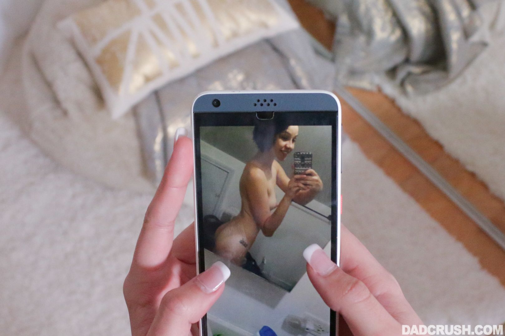Cadey Mercury Accidentally Sends Nude Selfies to Her Stepdad gallery image 1