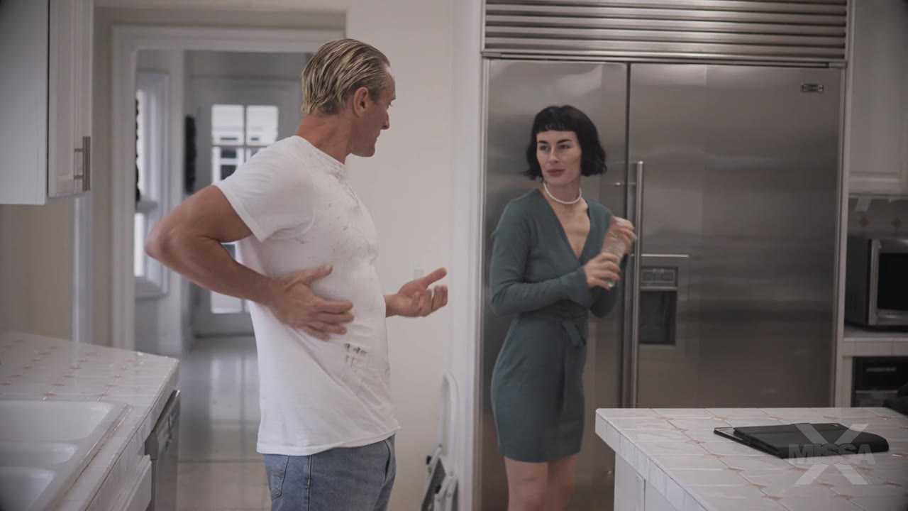 Neighbor Rachael Cavalli Gets a Creampie from the Guy Next Door gallery image 3