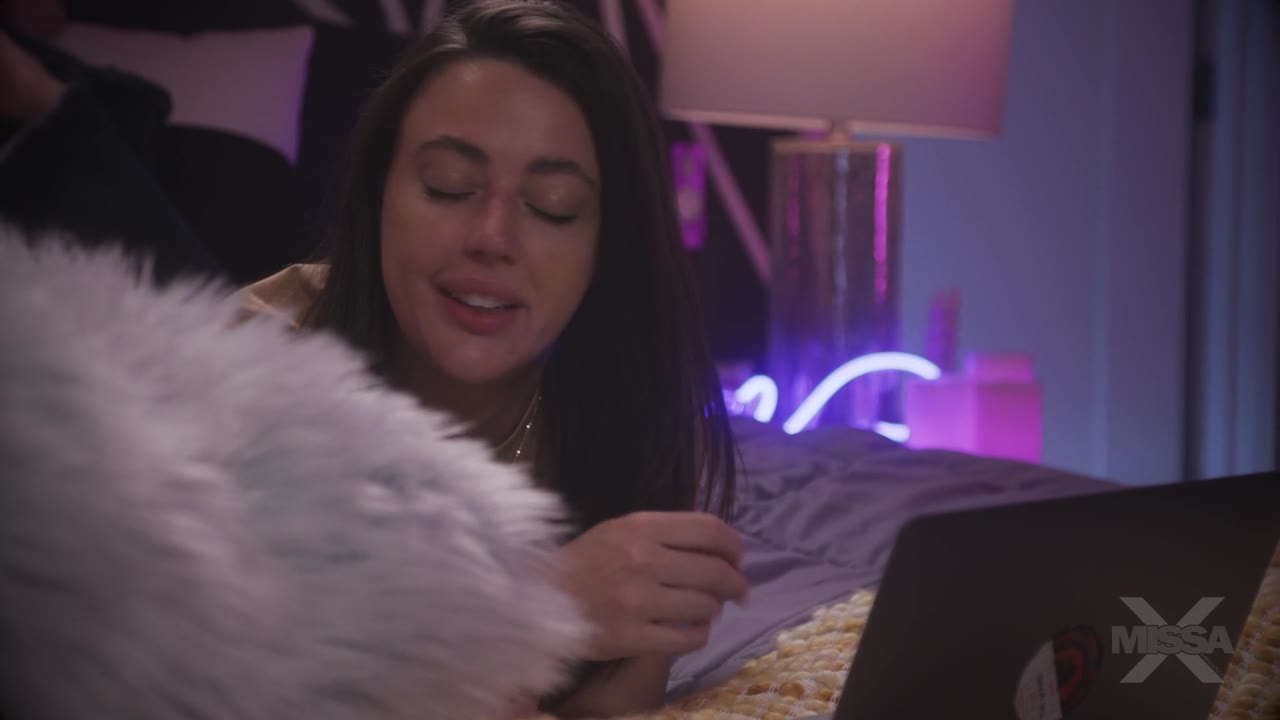 Stepsister Whitney Wright Lets Her Stepbrother Cum Inside Her gallery image 2