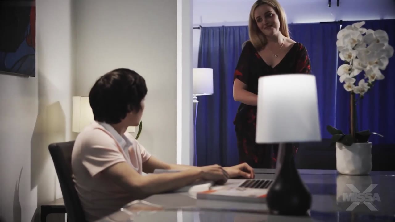 Stepmom Charlie Forde Seduces Her Uppity Stepson gallery image 2