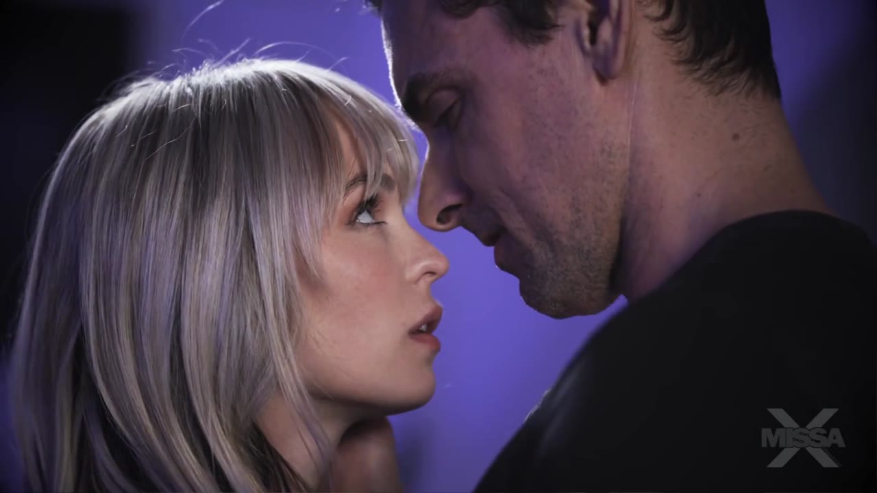 Wife Blake Blossom Takes a Big Facial gallery image 2